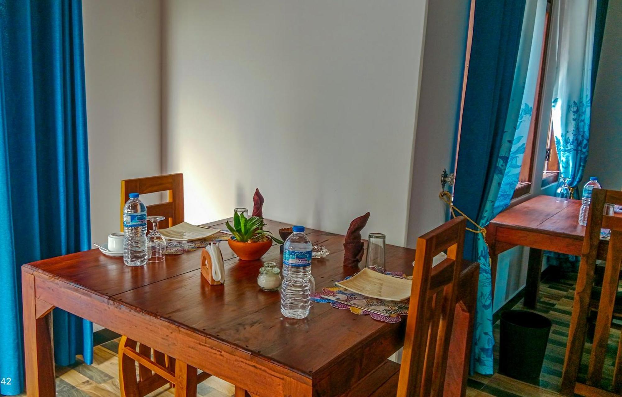 Dew Ashi Homestay Σιγκιρίγια Εξωτερικό φωτογραφία